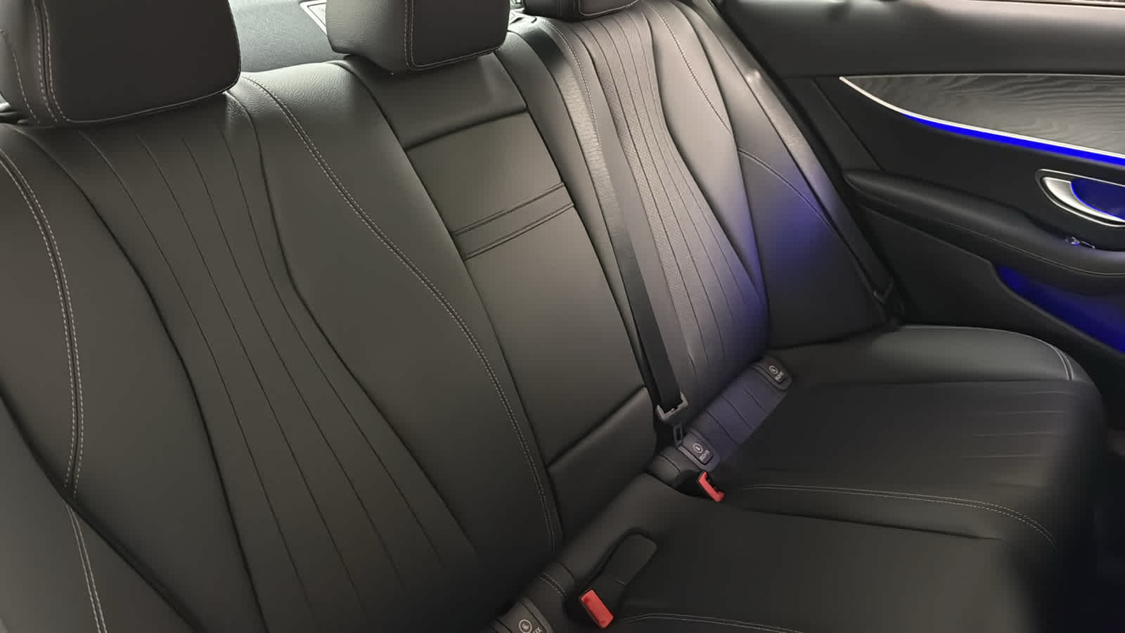 Thumbnail: 2023 Mercedes-Benz E-Class - 33