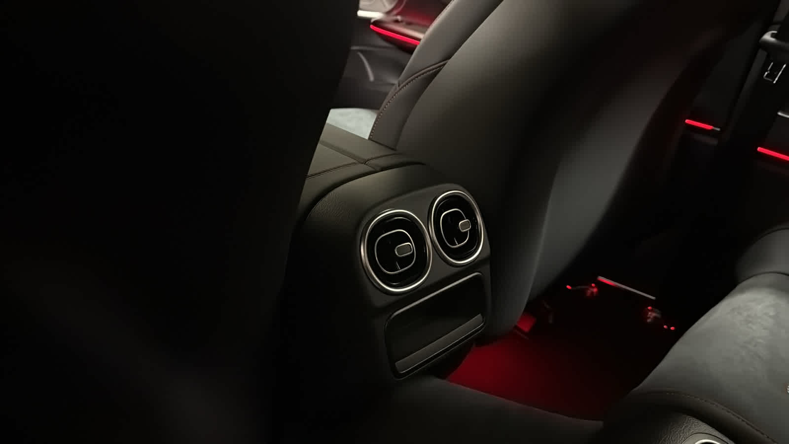 Thumbnail: 2026 Mercedes-Benz CLE - 28