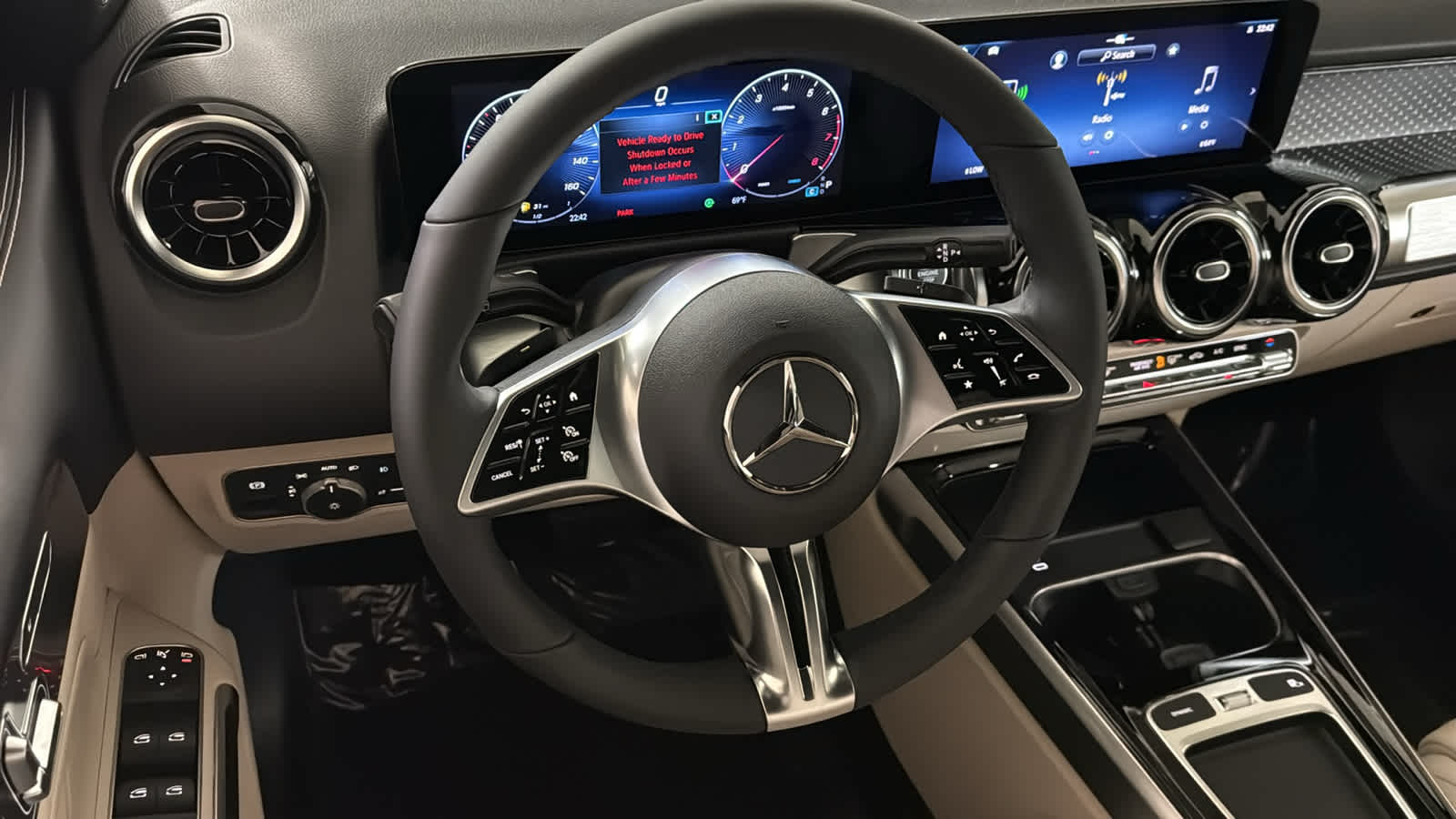 Thumbnail: 2026 Mercedes-Benz GLB - 27