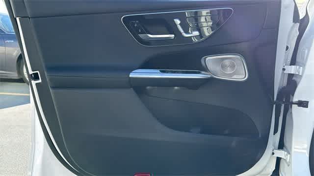 Thumbnail: 2025 Mercedes-Benz GLC - 14