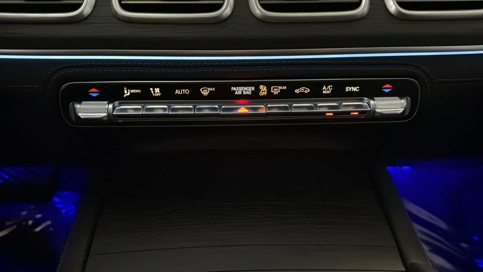 Thumbnail: 2026 Mercedes-Benz GLE - 23