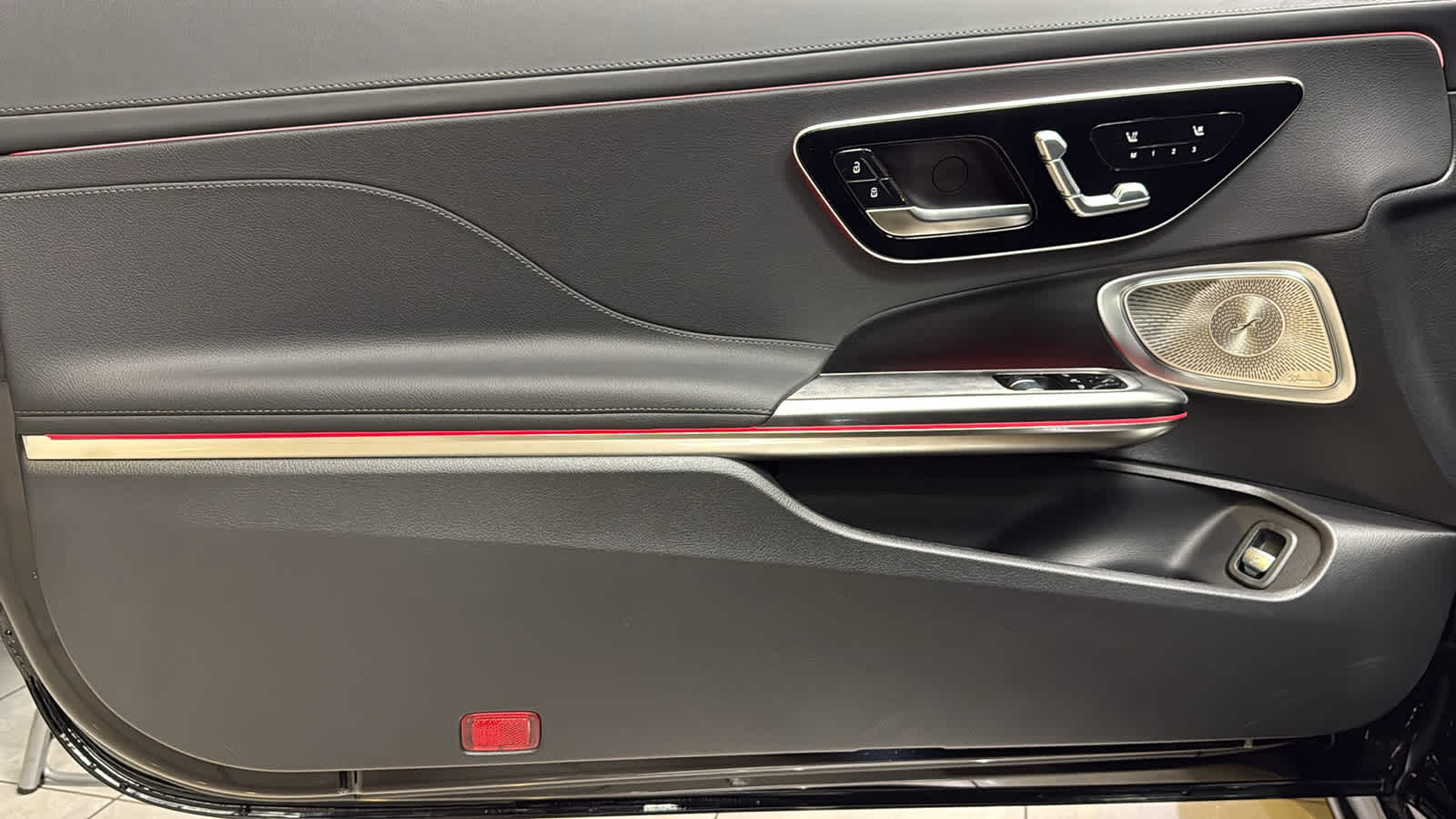 Thumbnail: 2026 Mercedes-Benz CLE - 14