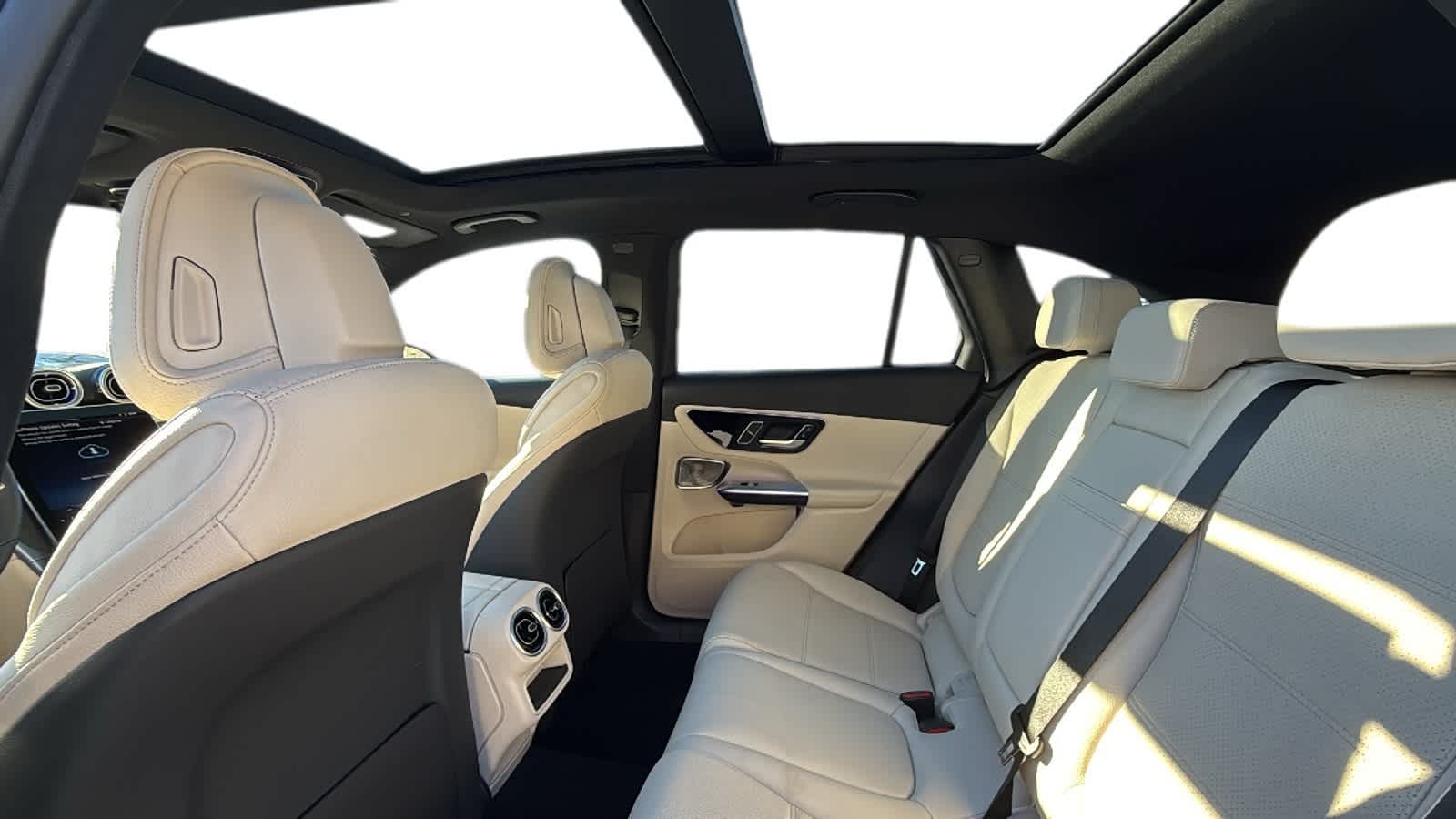 Thumbnail: 2026 Mercedes-Benz GLC - 5