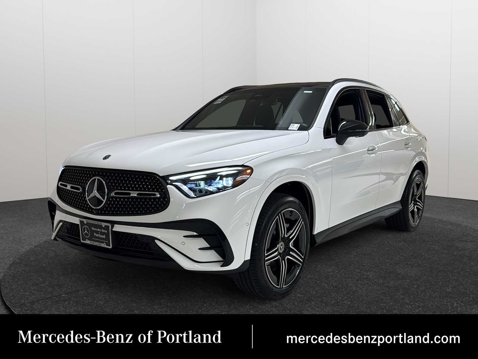 Thumbnail: 2023 Mercedes-Benz GLC - 1
