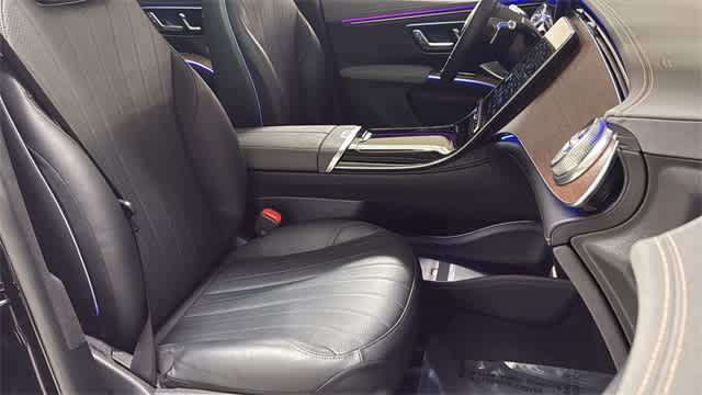 Thumbnail: 2023 Mercedes-Benz EQS - 33