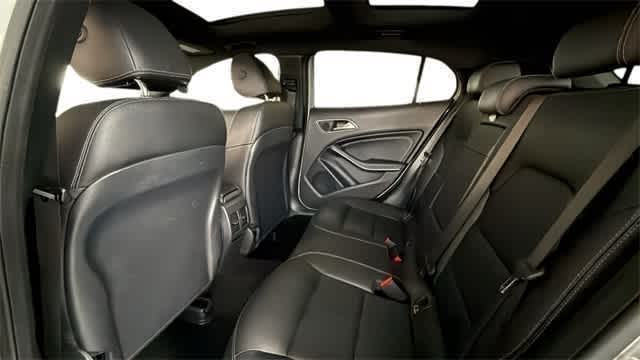 Thumbnail: 2018 Mercedes-Benz GLA - 5