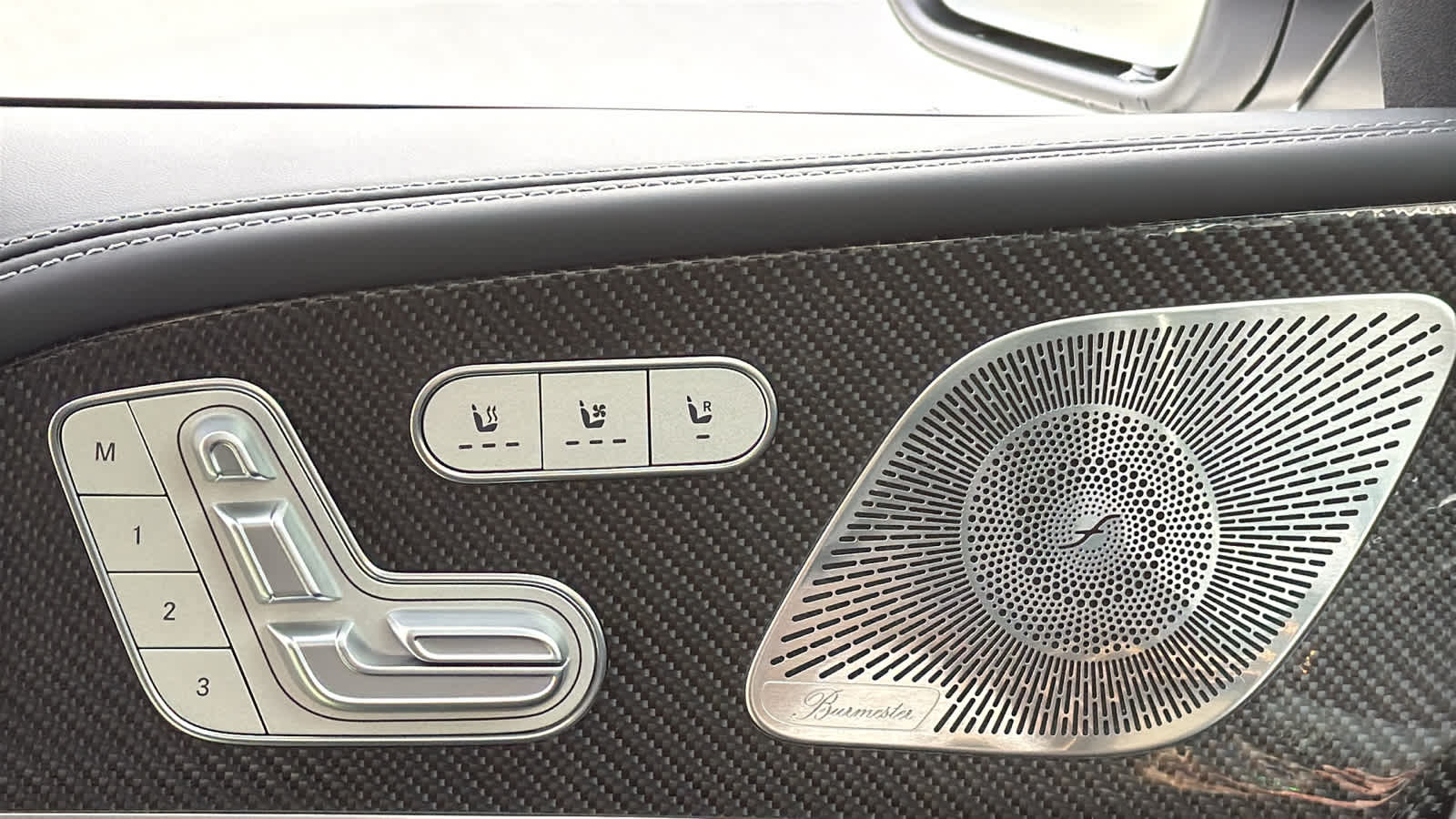 Thumbnail: 2026 Mercedes-Benz GL-Class - 16