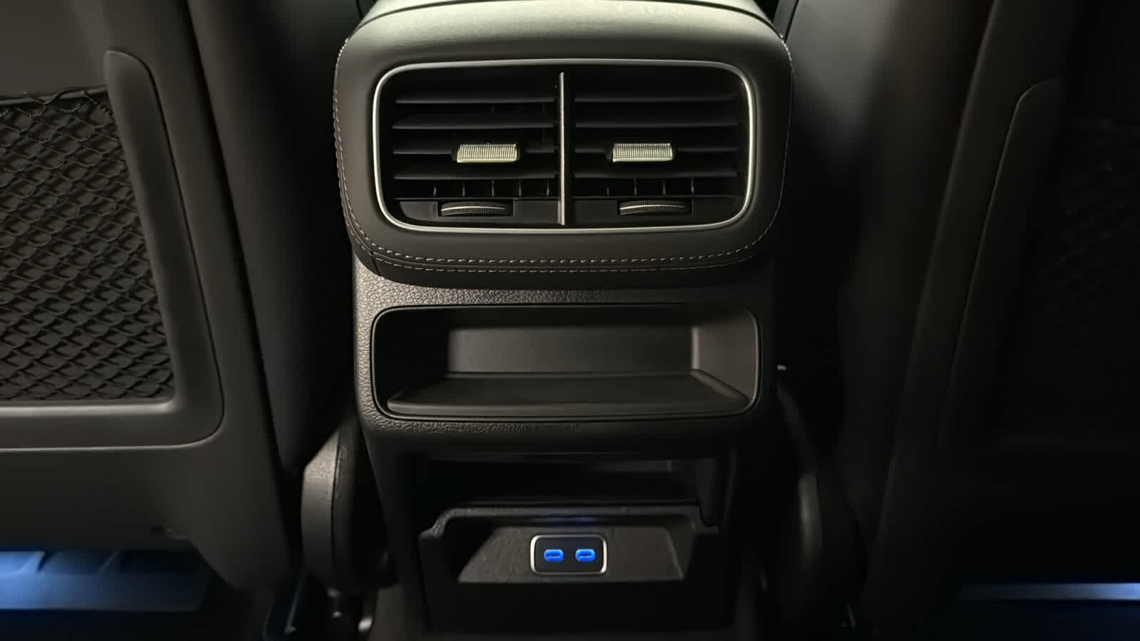 Thumbnail: 2026 Mercedes-Benz GLE - 28