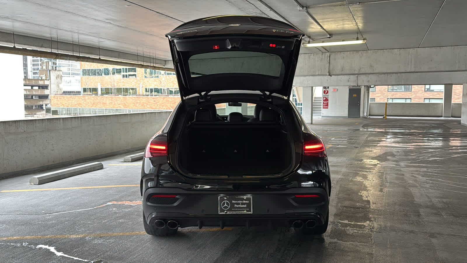 Thumbnail: 2026 Mercedes-Benz GLE - 9