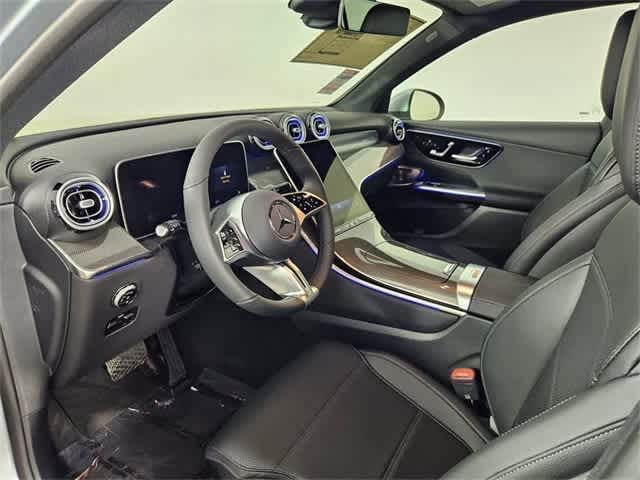 Thumbnail: 2025 Mercedes-Benz GLC - 9