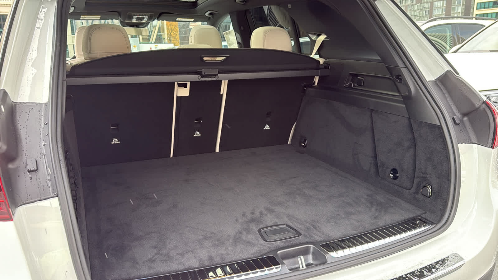 Thumbnail: 2026 Mercedes-Benz GLE - 31