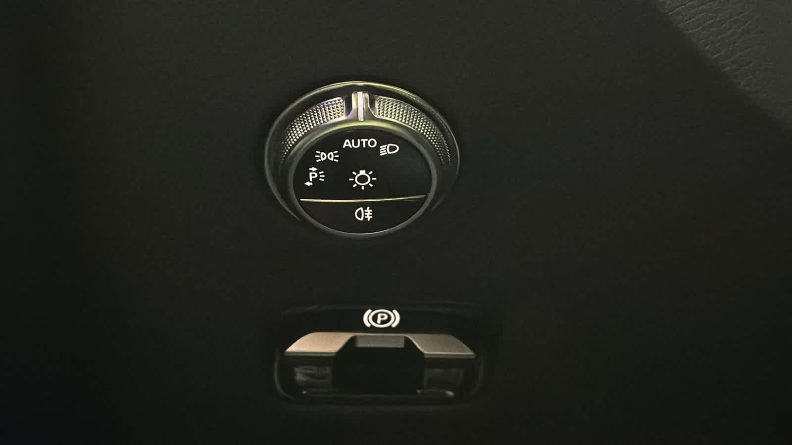 Thumbnail: 2026 Mercedes-Benz GLC - 17