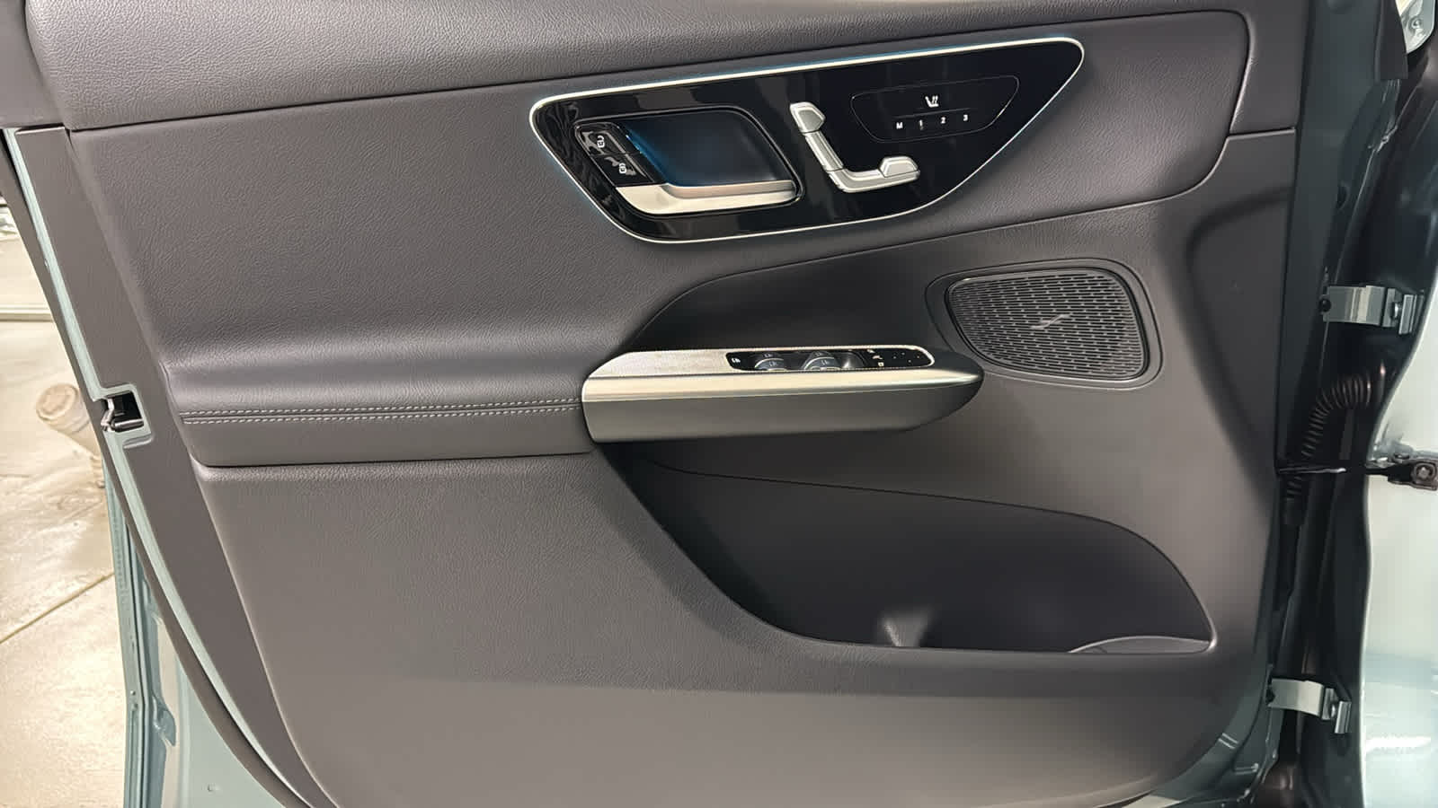 Thumbnail: 2026 Mercedes-Benz GLC - 16