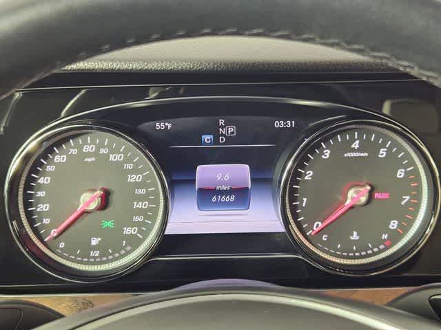 Thumbnail: 2018 Mercedes-Benz E-Class - 32