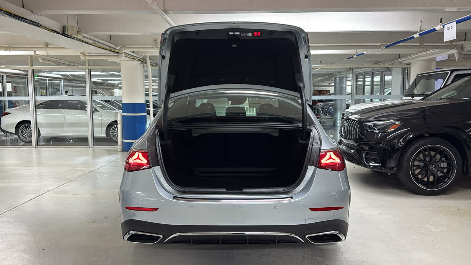 Thumbnail: 2026 Mercedes-Benz E-Class - 7