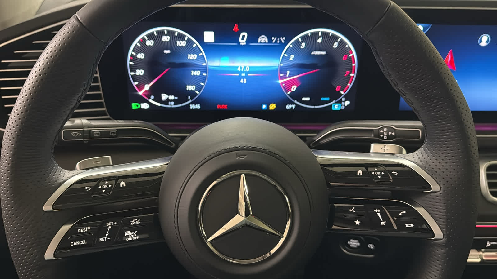 Thumbnail: 2025 Mercedes-Benz GLS - 20