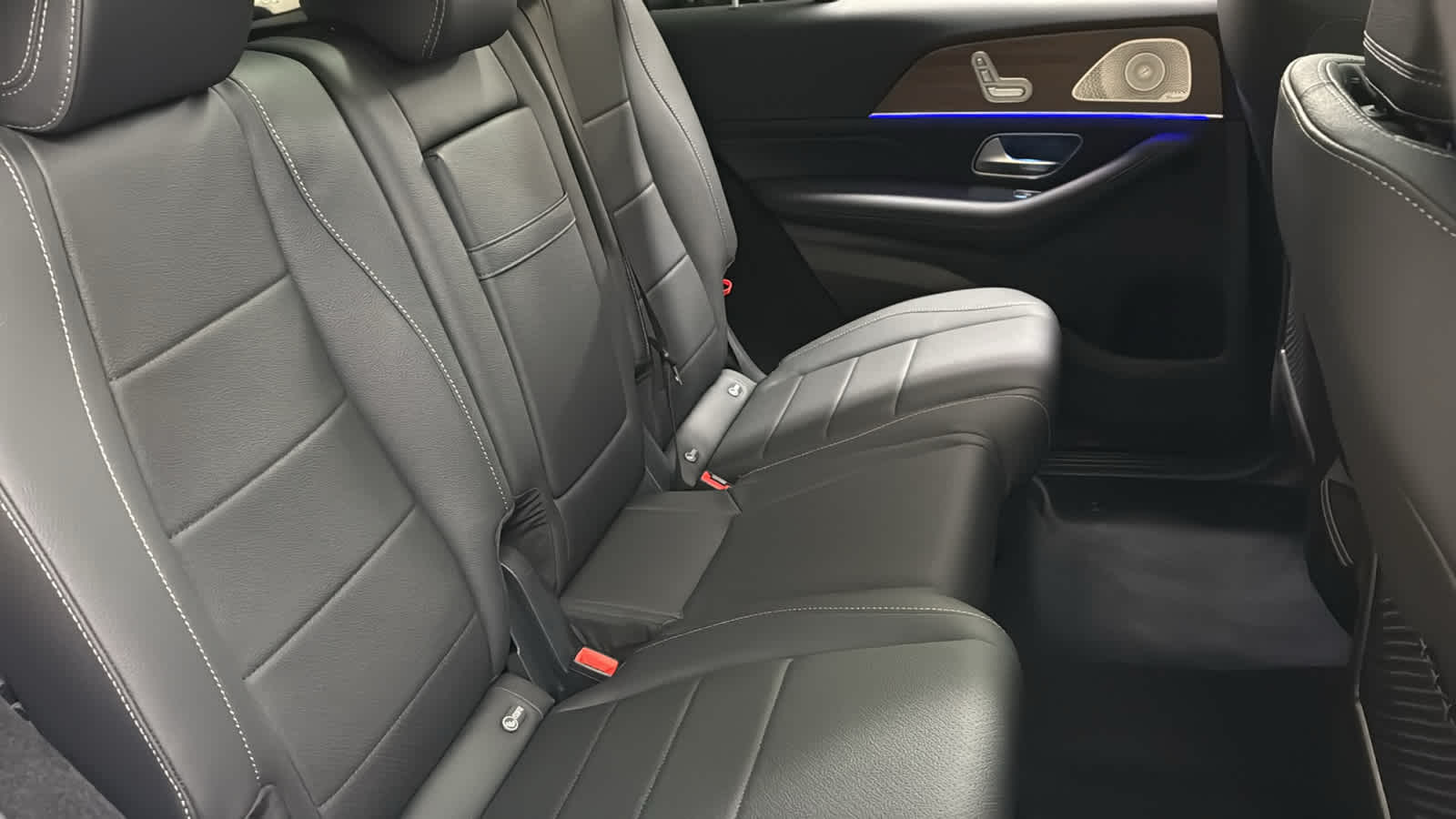 Thumbnail: 2026 Mercedes-Benz GLE - 35