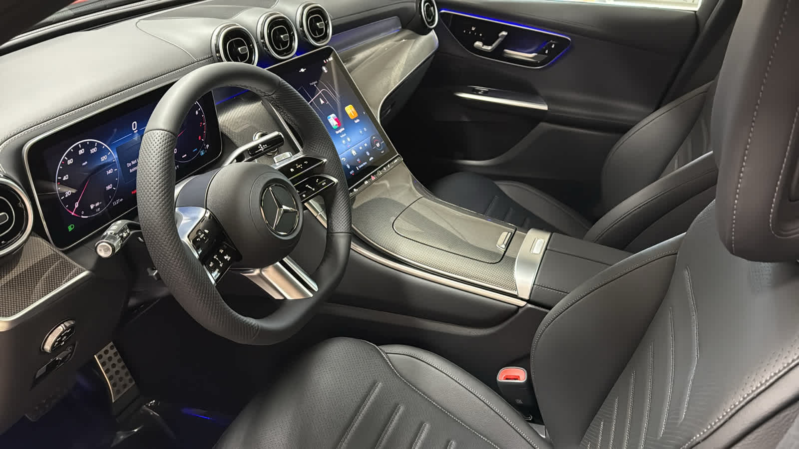 Thumbnail: 2026 Mercedes-Benz GLC - 27