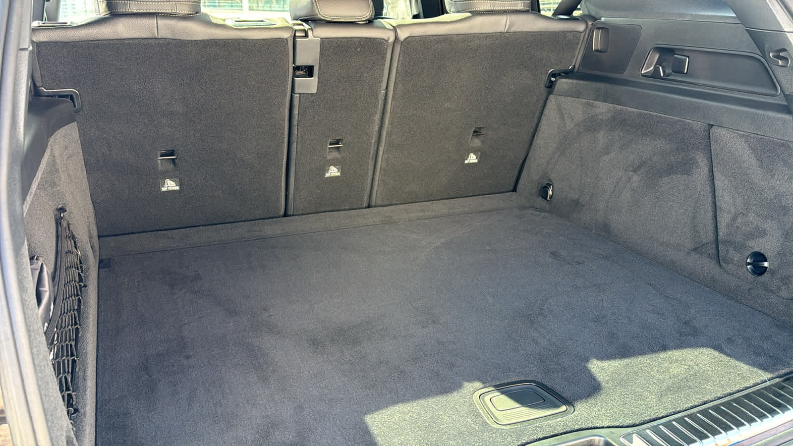 Thumbnail: 2026 Mercedes-Benz GLE - 33