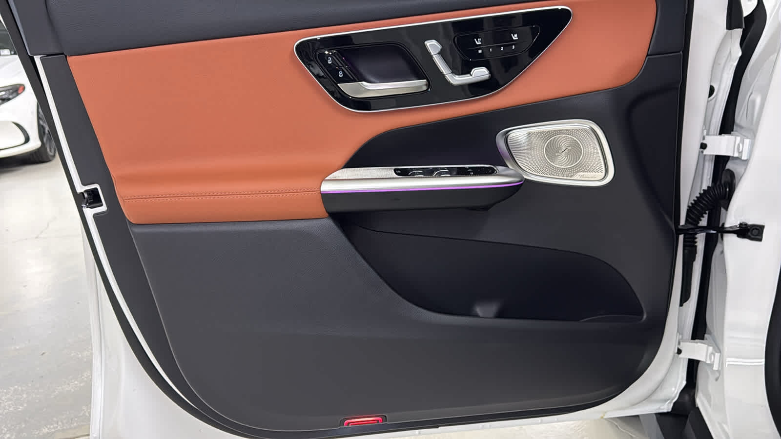 Thumbnail: 2026 Mercedes-Benz GLC - 15