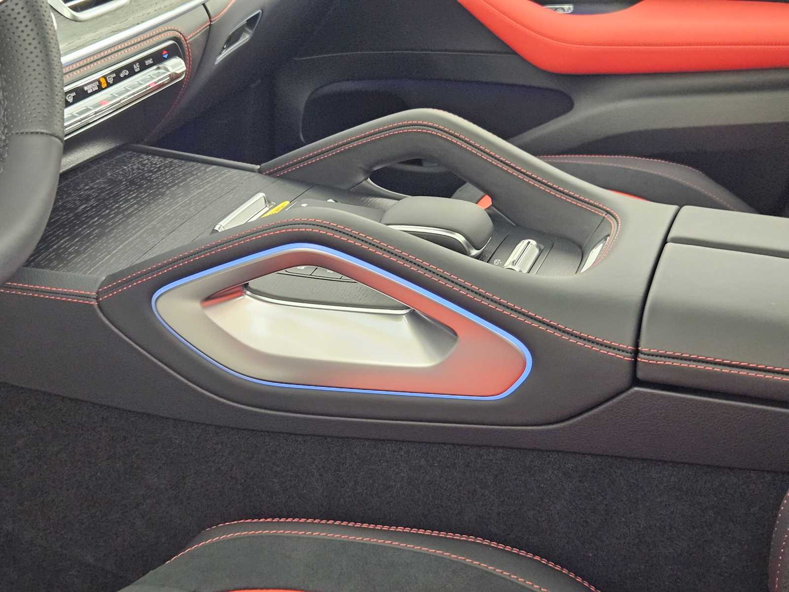 Thumbnail: 2025 Mercedes-Benz GLE - 44