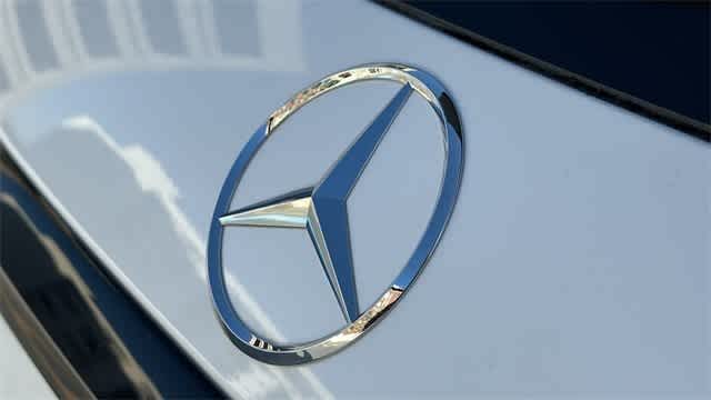 Thumbnail: 2025 Mercedes-Benz GLC - 9