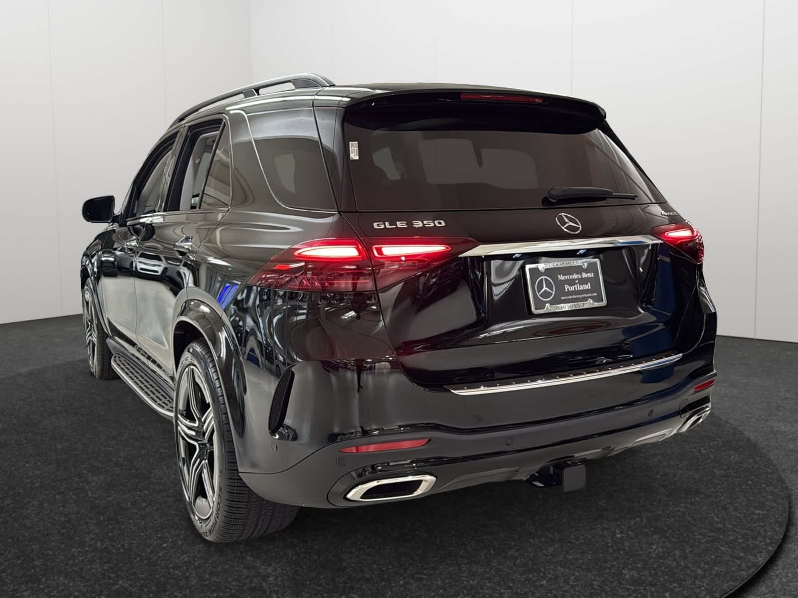 Thumbnail: 2026 Mercedes-Benz GLE - 5