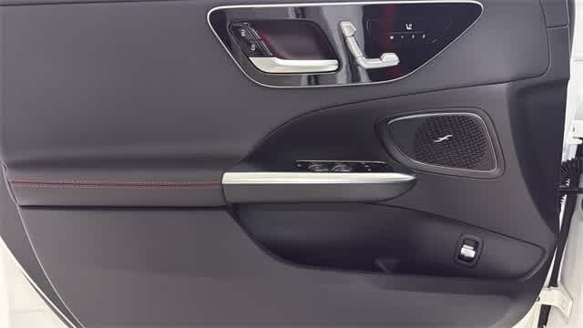 Thumbnail: 2025 Mercedes-Benz C-Class - 14