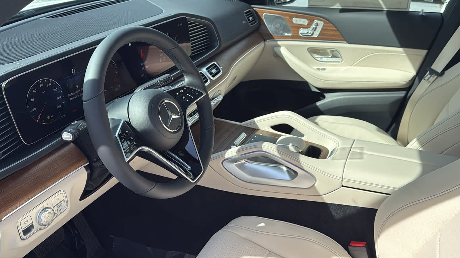 Thumbnail: 2026 Mercedes-Benz GLE - 30