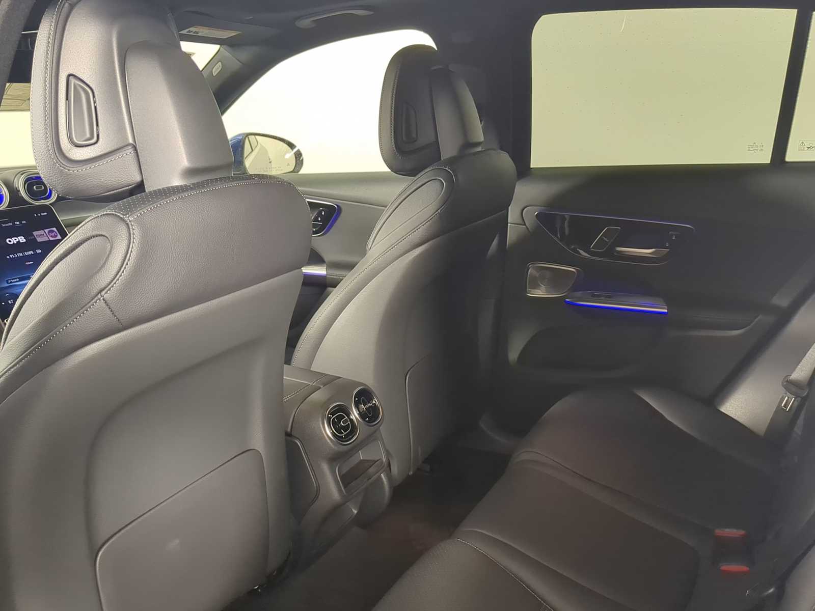 Thumbnail: 2026 Mercedes-Benz GLC - 21