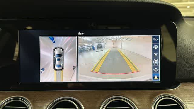 Thumbnail: 2018 Mercedes-Benz E-Class - 21