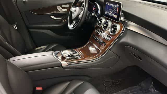 Thumbnail: 2018 Mercedes-Benz GLC - 35