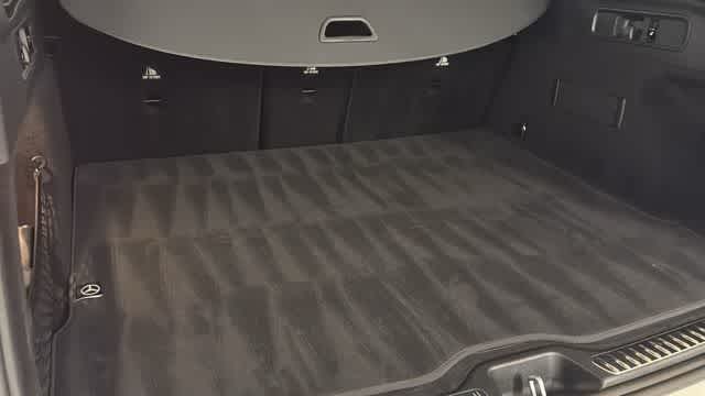 Thumbnail: 2026 Mercedes-Benz GLC - 32