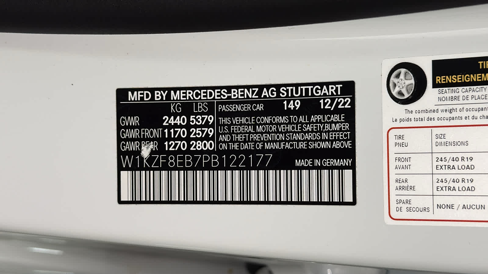 Thumbnail: 2023 Mercedes-Benz E-Class - 12