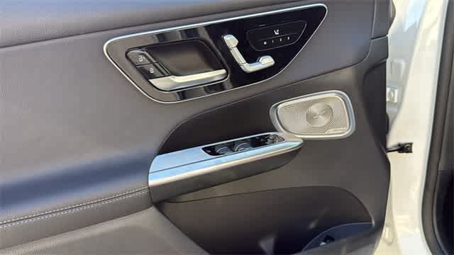 Thumbnail: 2025 Mercedes-Benz GLC - 15