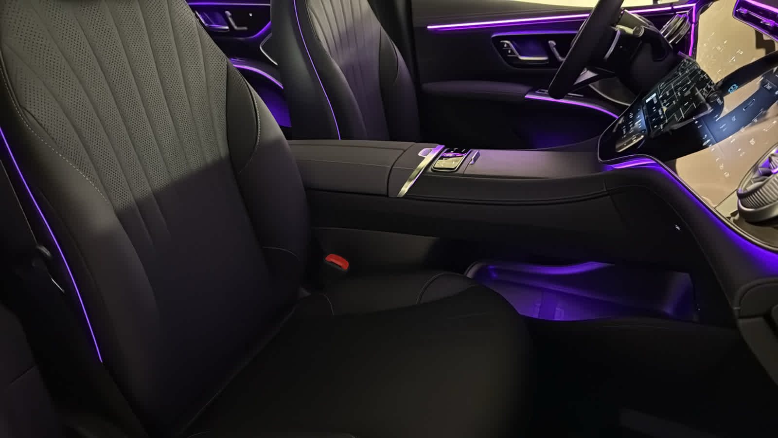 Thumbnail: 2025 Mercedes-Benz EQS - 34