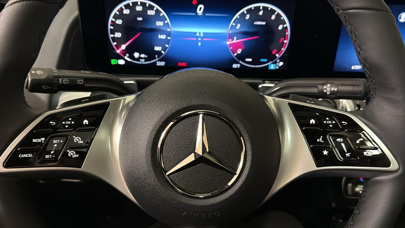 Thumbnail: 2026 Mercedes-Benz GLB - 20