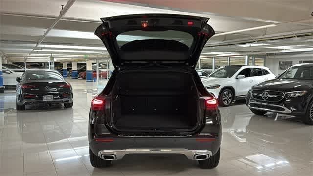 Thumbnail: 2025 Mercedes-Benz GLA - 7