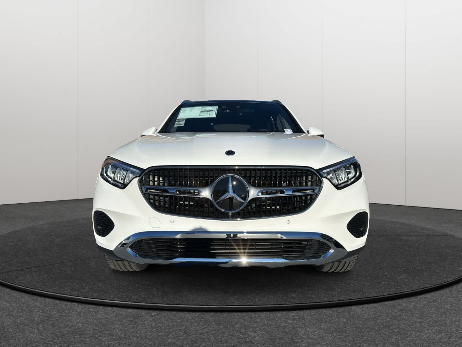 Thumbnail: 2026 Mercedes-Benz GLC - 2