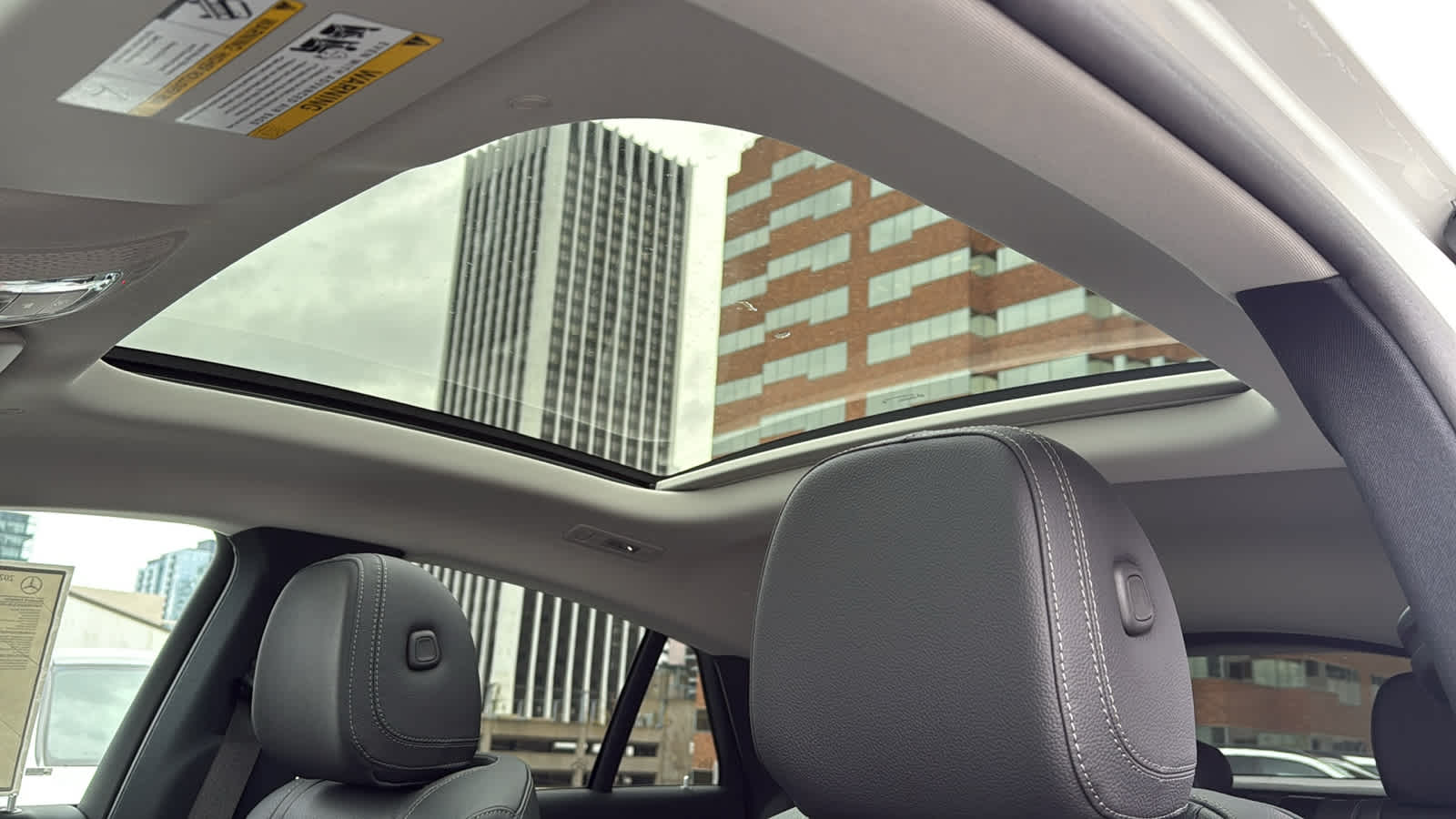 Thumbnail: 2026 Mercedes-Benz GLE - 25