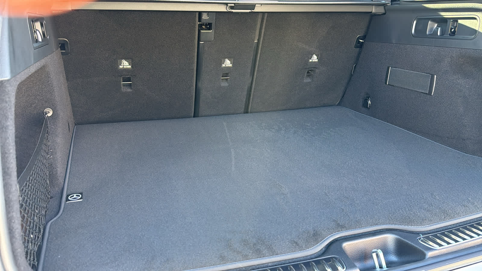 Thumbnail: 2026 Mercedes-Benz GLC - 32