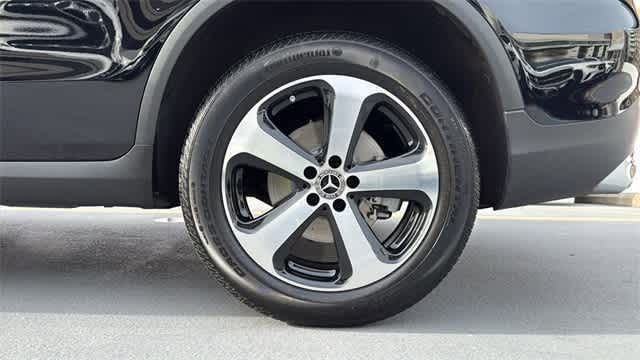 Thumbnail: 2019 Mercedes-Benz GLC - 12