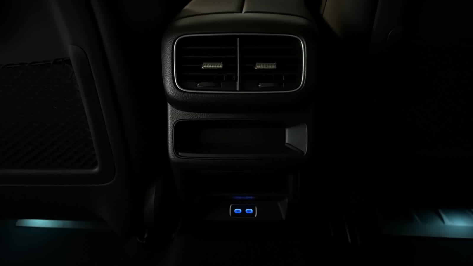 Thumbnail: 2026 Mercedes-Benz GLE - 30