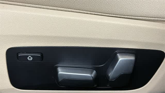 Thumbnail: 2021 BMW 3 Series - 15