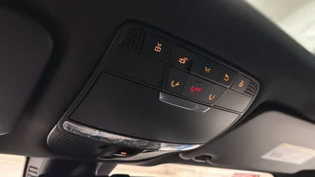 Thumbnail: 2018 Mercedes-Benz GLC - 23