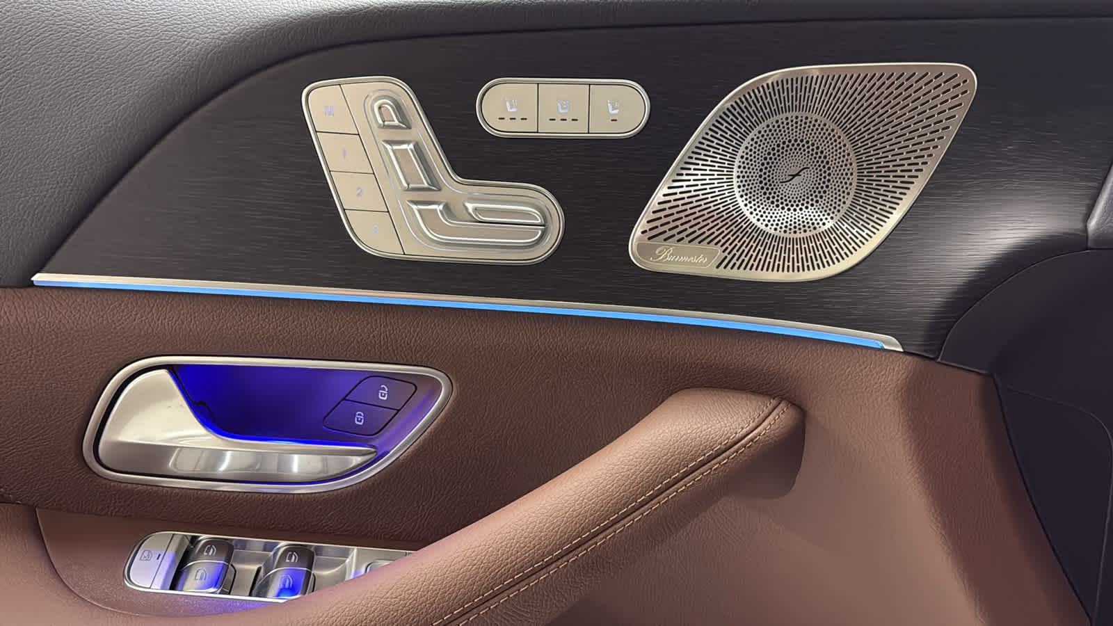 Thumbnail: 2026 Mercedes-Benz GLE - 17