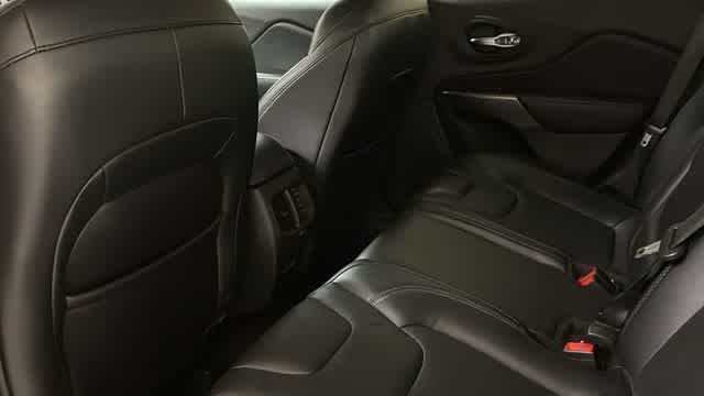 Thumbnail: 2021 Jeep Cherokee - 26