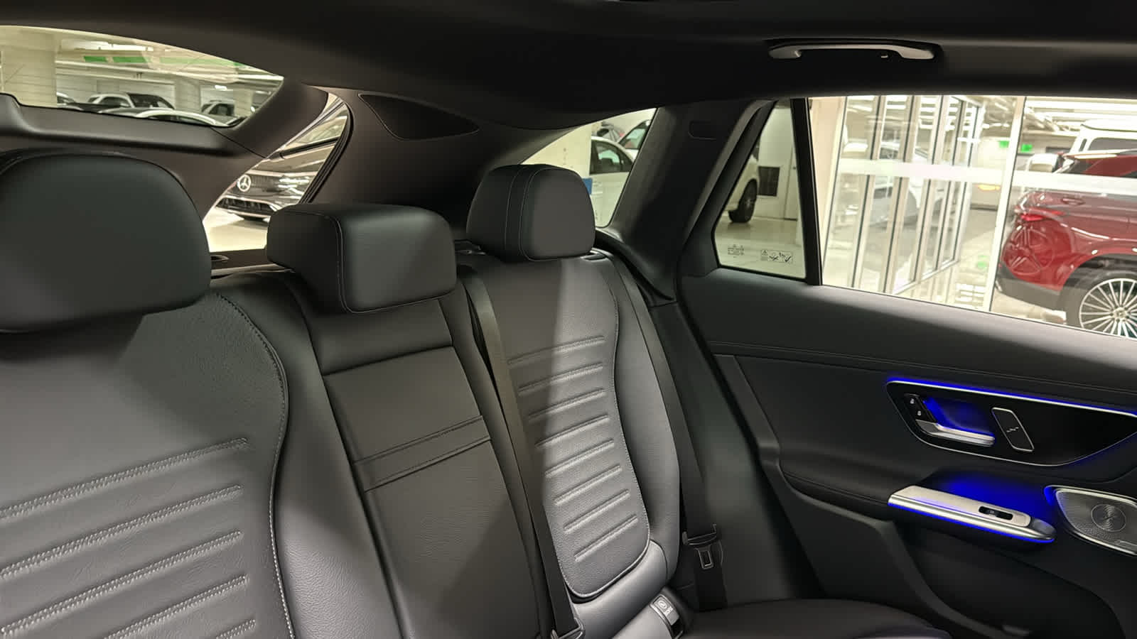 Thumbnail: 2026 Mercedes-Benz GLC - 33