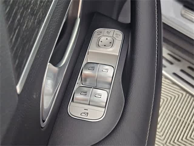 Thumbnail: 2025 Mercedes-Benz GLE - 17