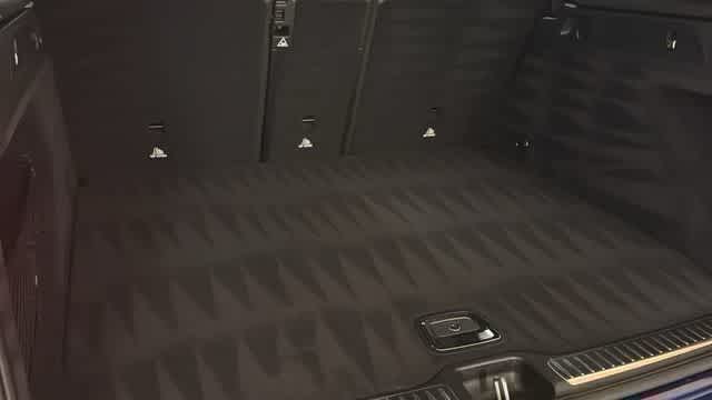 Thumbnail: 2018 Mercedes-Benz GLC - 31